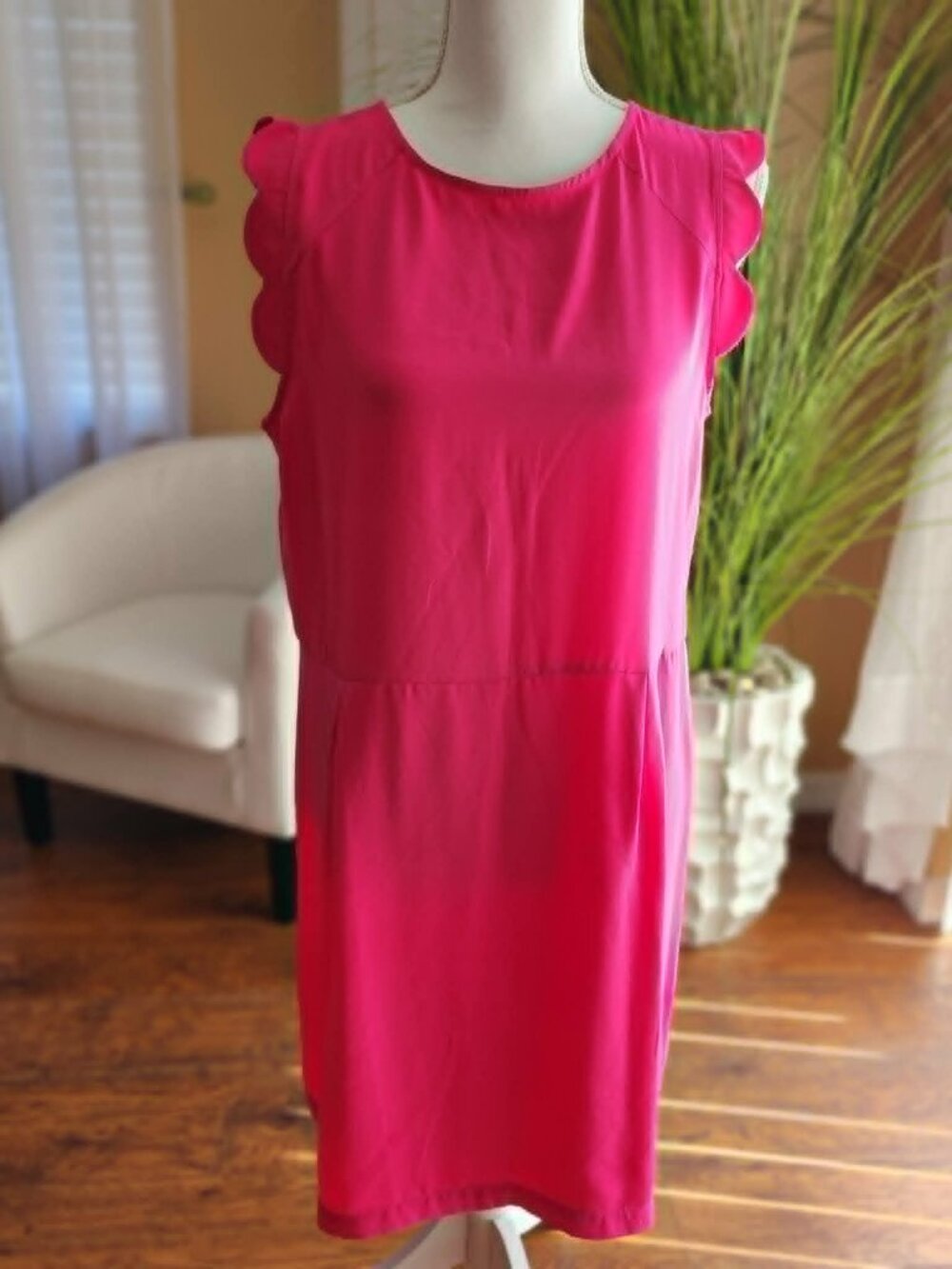 A.N.D. by Andrea Jovine Pink Scallop Sleeve Shift Dress - Picture 1 of 6
